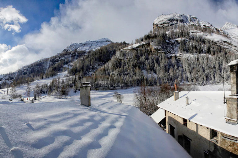 Chalet Le Loup Tignes Balcony View