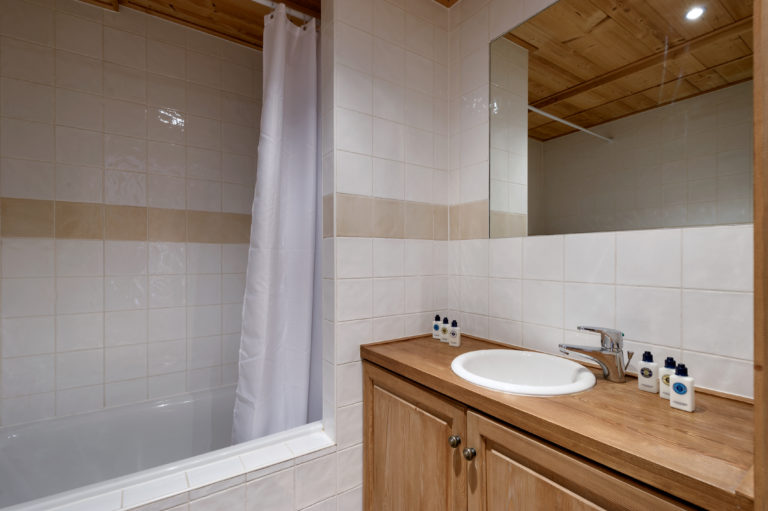 Ensuite bathroom
